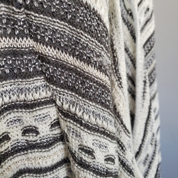 Maurices 2 2X Draped Front Sweater Cardigan Long Sister Cream Olive Green Layer - Picture 2 of 10